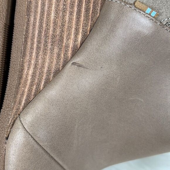 TOMS Women's Kelsey Wedge Bootie Tan Wedge Bootie Size 11 - Picture 8 of 9